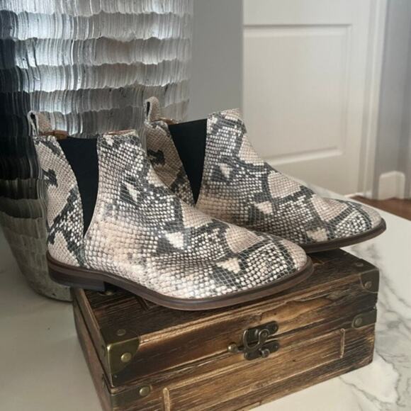 Lucky Brand Haylia Snake Print Pull-On Leather Booties - Picture 1 of 9